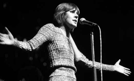 Helen Reddy films and short biography